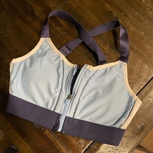 Fabletics zip bra